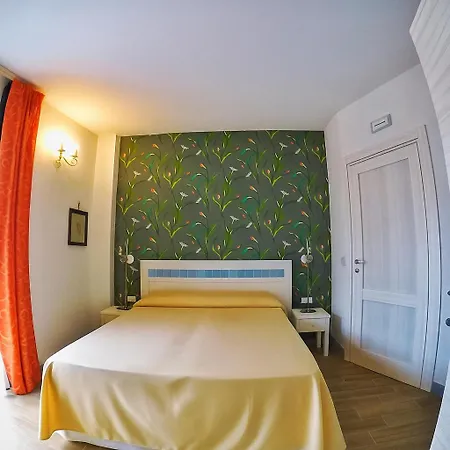 Aramoni Bed & Breakfast