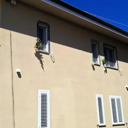 Aramoni Bed & Breakfast 3*