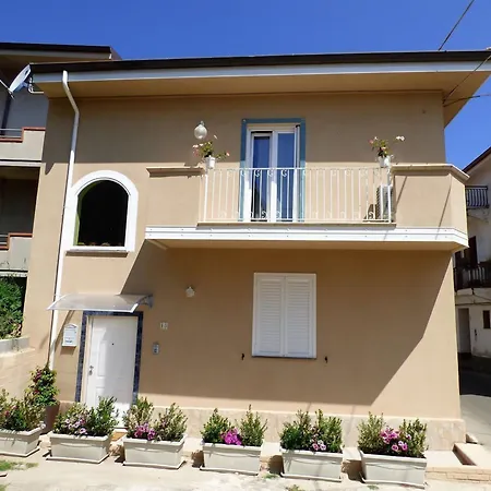 Aramoni Bed & Breakfast