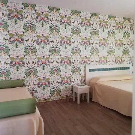 Aramoni Bed & Breakfast