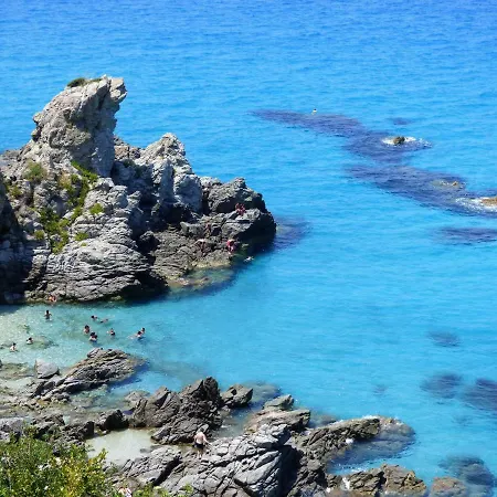 Aramoni Bed & Breakfast