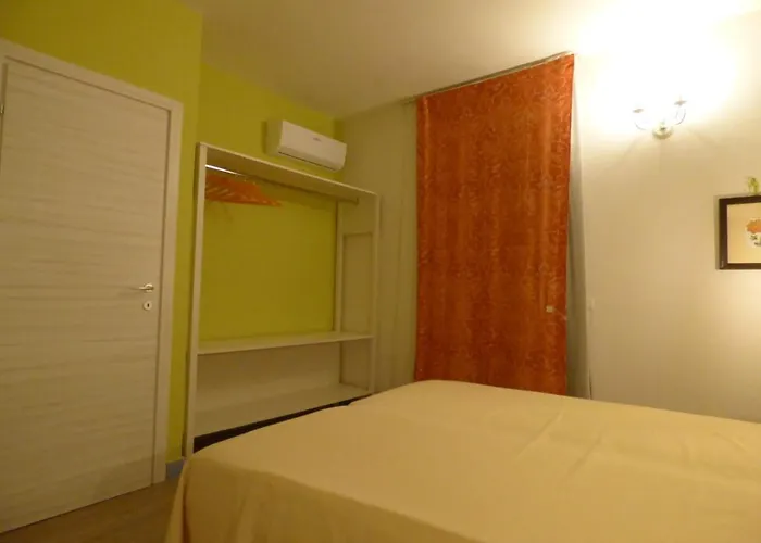 Alojamento de Acomodação e Pequeno-almoço Aramoni 3*