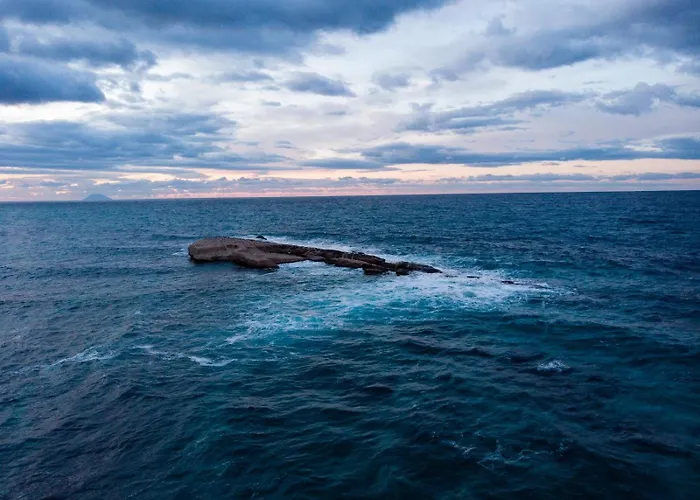 Alojamento de Acomodação e Pequeno-almoço Aramoni 3*