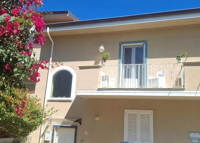 Aramoni Alojamento de Acomodação e Pequeno-almoço Zambrone