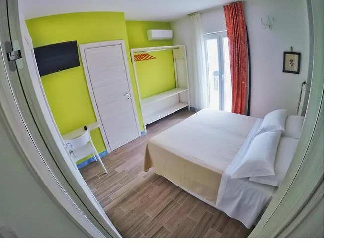 Alojamento de Acomodação e Pequeno-almoço Aramoni 3*