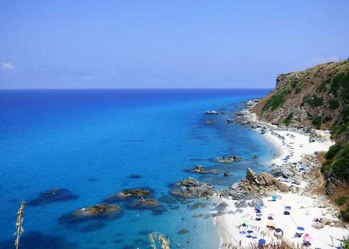 住宿加早餐酒店 Aramoni 3*