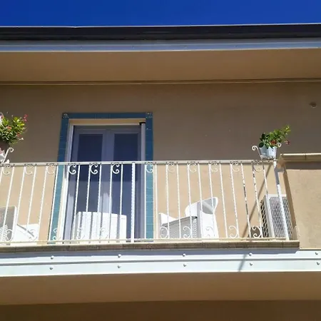 Aramoni 3* Zambrone