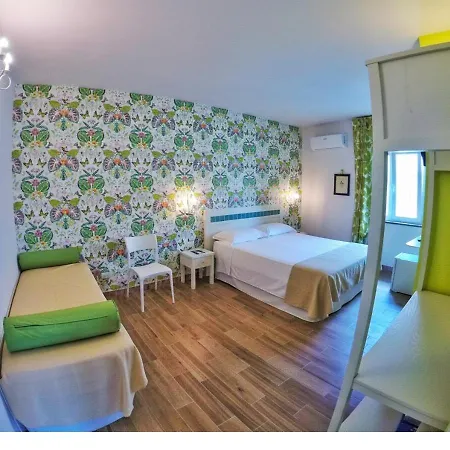 Aramoni 3* Zambrone