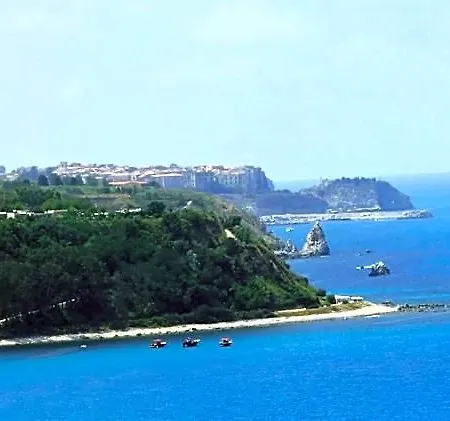 Aramoni Zambrone