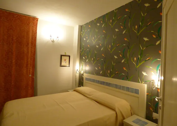 Aramoni 住宿加早餐酒店 赞布隆内